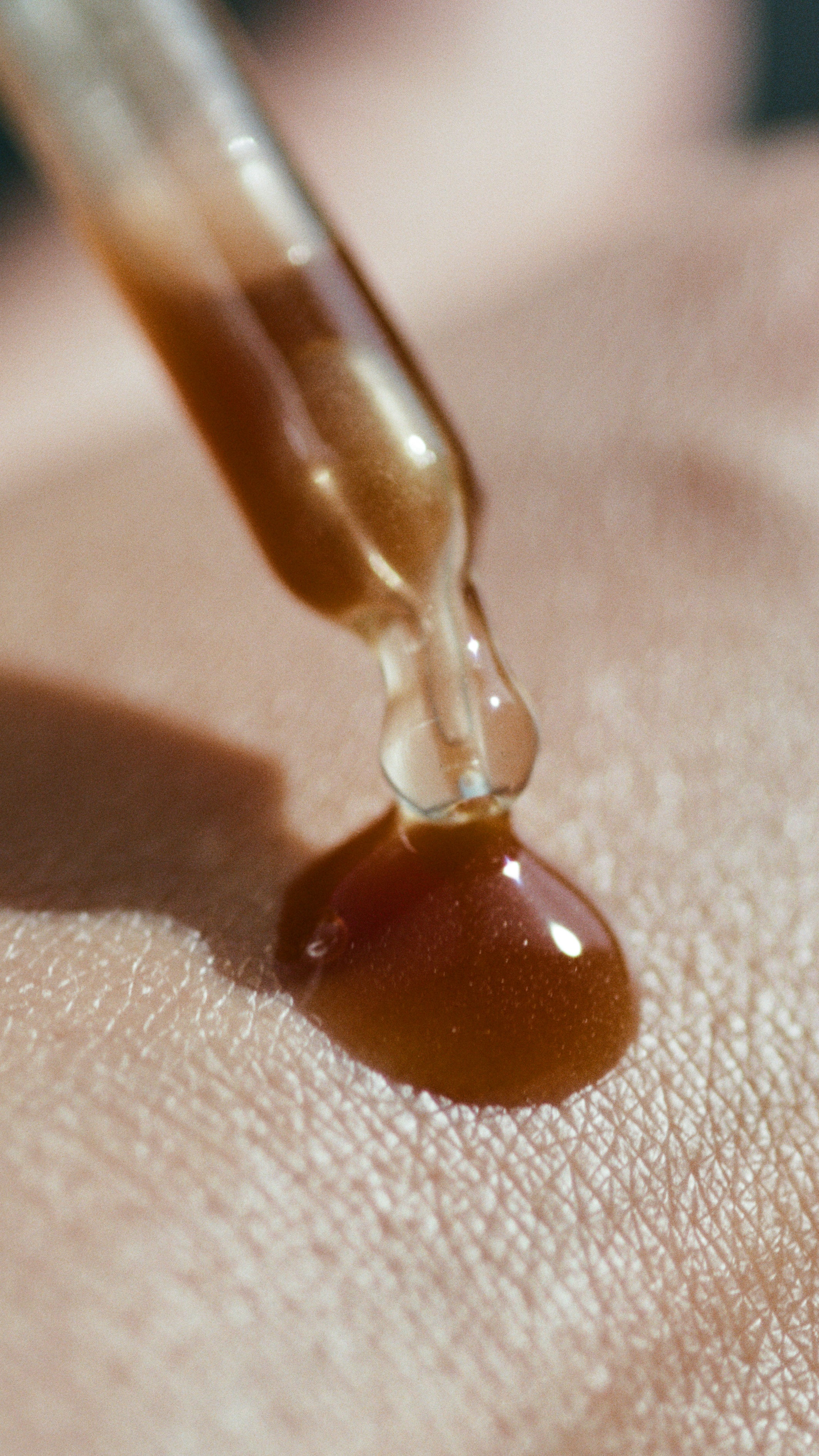 HAND_SERUM_TEXTURE_1.jpg