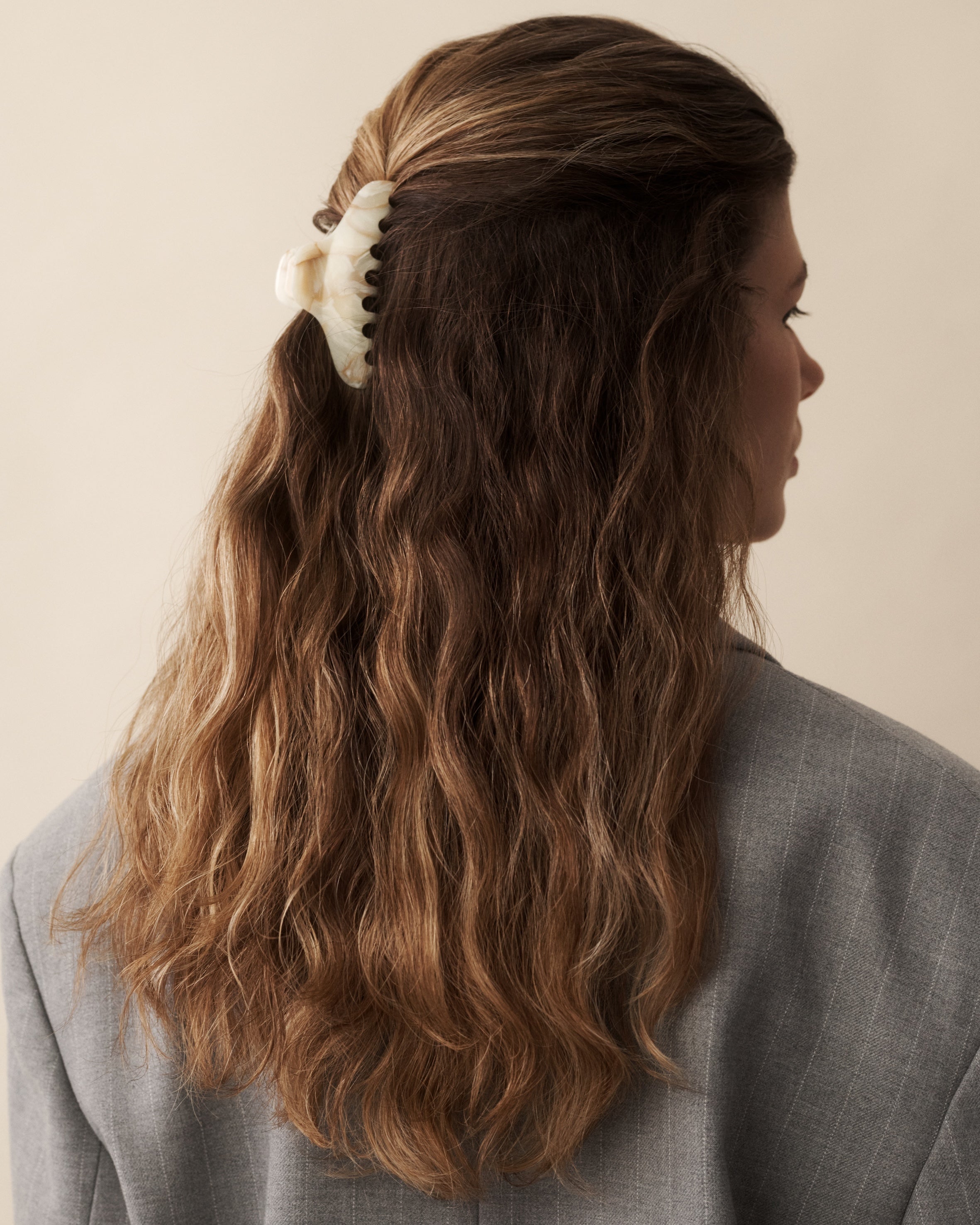 Luare-Hair-Claw-1-Dune-klamra-do-wlosow.jpg