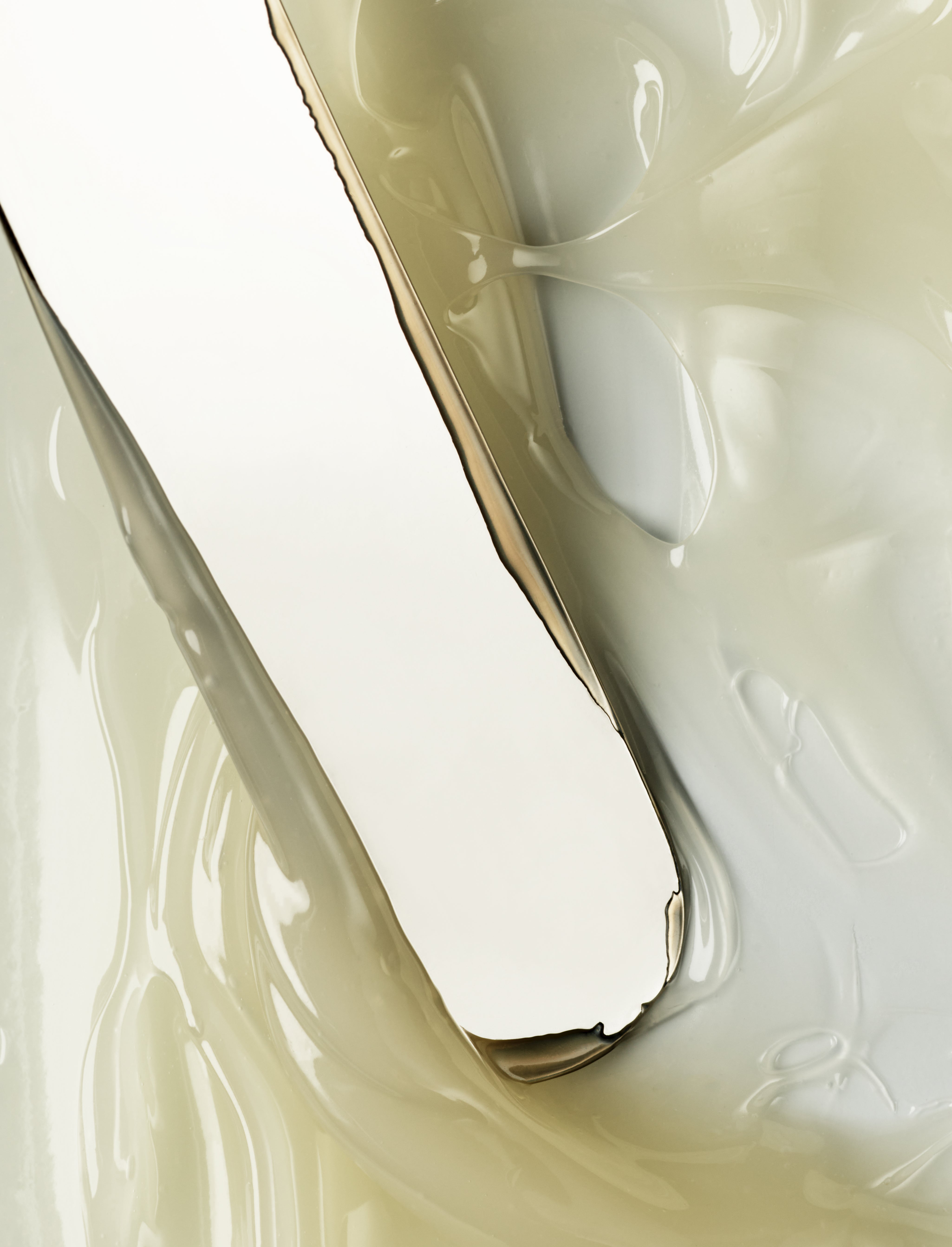 Rich textured, glossy natural coloured organic cleansing balm Caulis with microbiome protection, multi purpose skincare from Manasi7