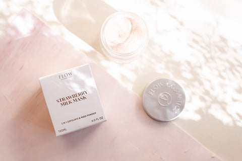 strawberry milk face mask from Flow Cosmetics is a powder to blend with water, oil or honey for a natural organic home beauty treatment