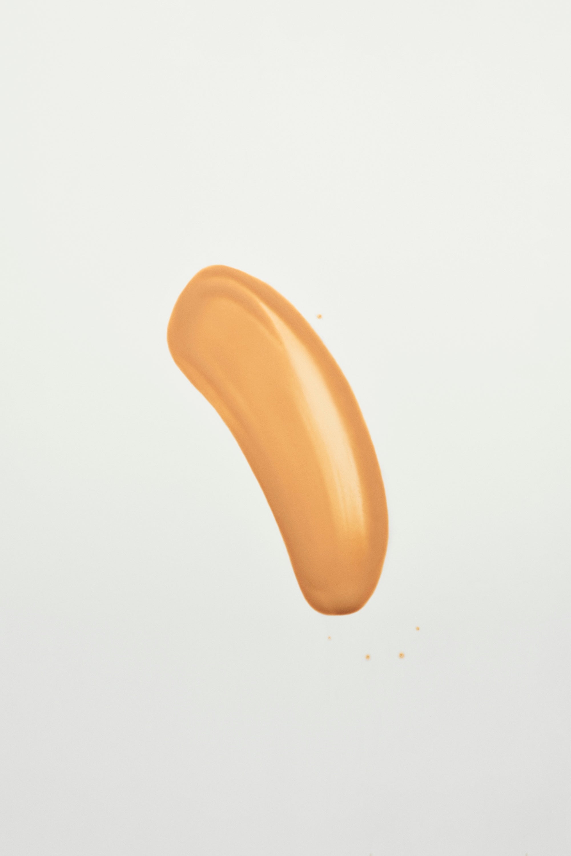 Tinted glow serum
