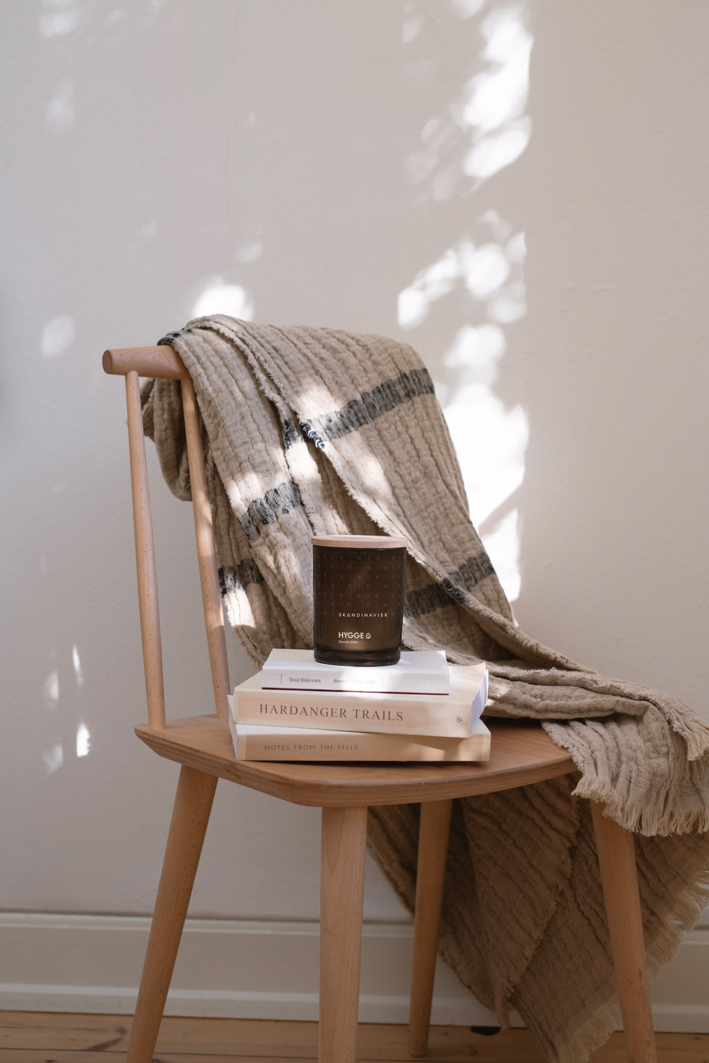 20119_100_STYLING_HYGGE_CANDLE_200G.jpg