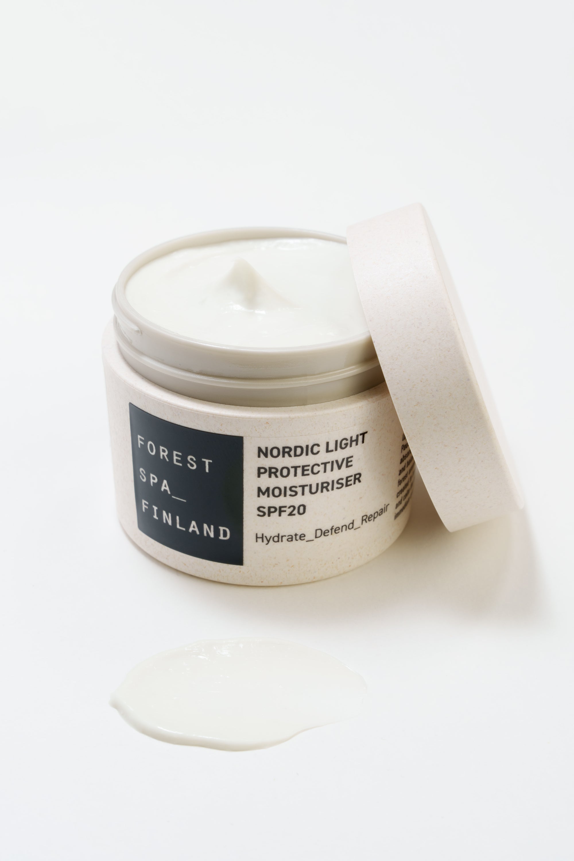 New moisturiser from Forest Spa Finland with blueberry, oat, and adaptogens with additional SFP20 to hydrate, defend and repair the skin.