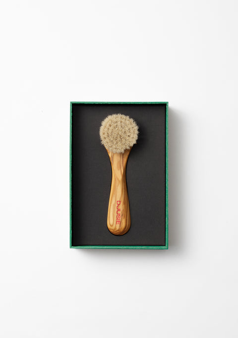 natural facial brush from Djusie for dry brushing for a brighter complexion (8423965589809)