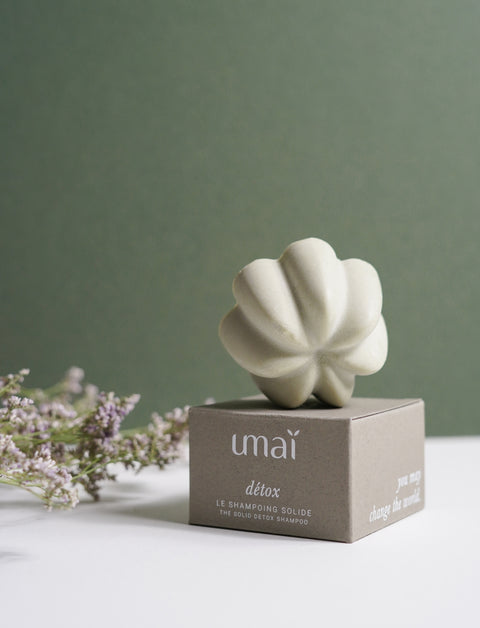 Pretty bars of solid shampoo for conscious choices, with gentle effective cleansing scented from nature, by Umai, a pretty gift for an environmentally friendly choice.