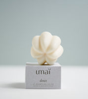 Pretty bars of solid shampoo for conscious choices, with gentle effective cleansing by Umai, a pretty gift for an environmentally friendly choice.