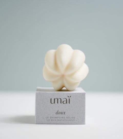 Pretty bars of solid shampoo for conscious choices, with gentle effective cleansing by Umai, a pretty gift for an environmentally friendly choice.