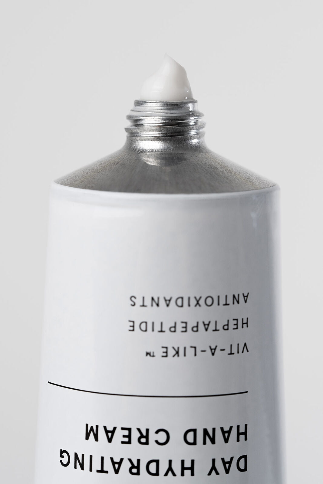 Day hydrating hand cream