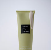 Nordic Dream rejuvenating cleanser