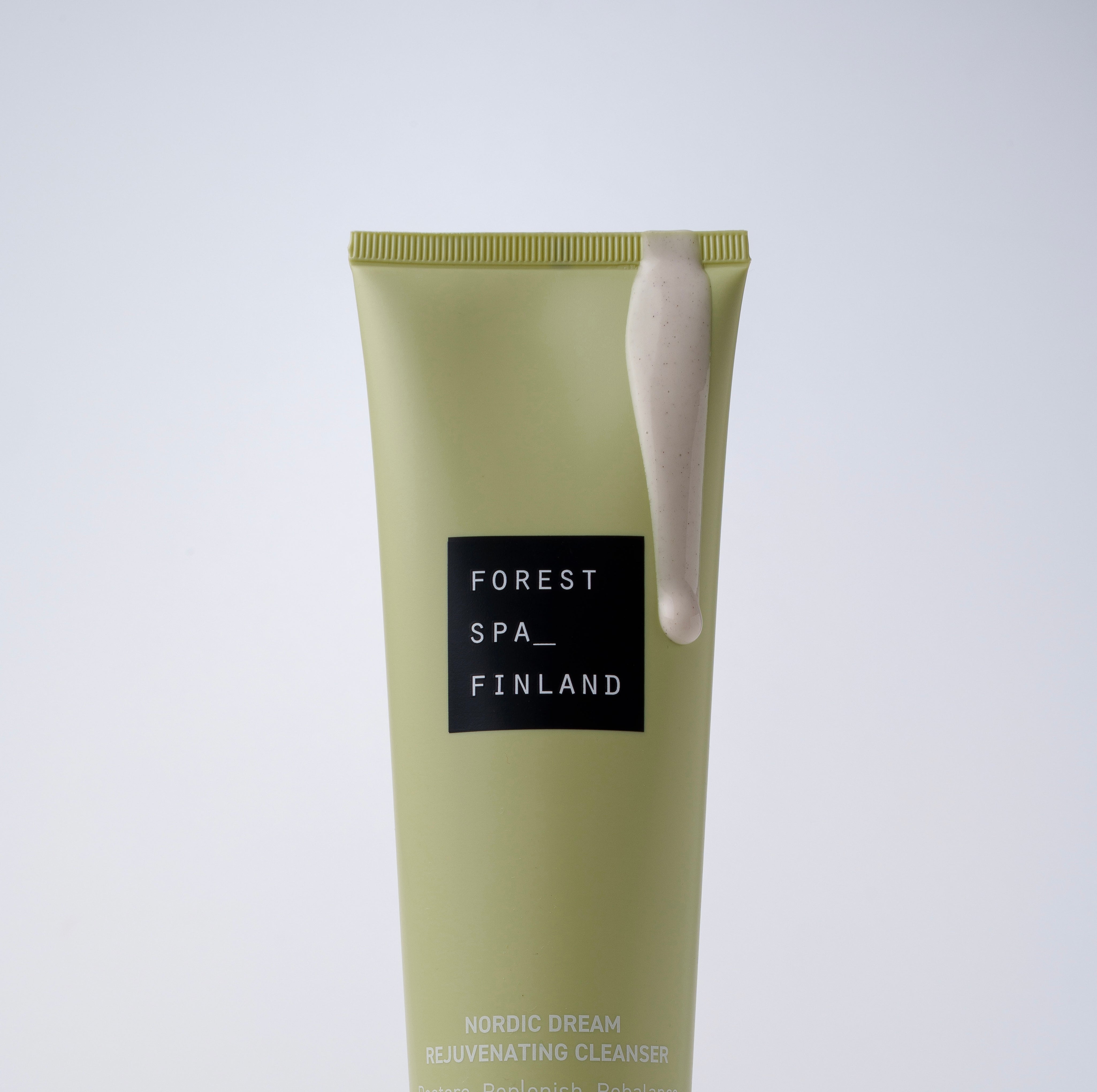 Nordic Dream rejuvenating cleanser