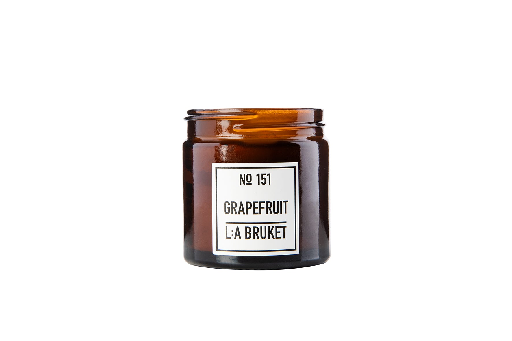 All natural, organic and vegan candle in amber glass with the clean citrus scent of Grapefruit, from the best of Sweden's coastal home fragrance brand, L:A Bruket