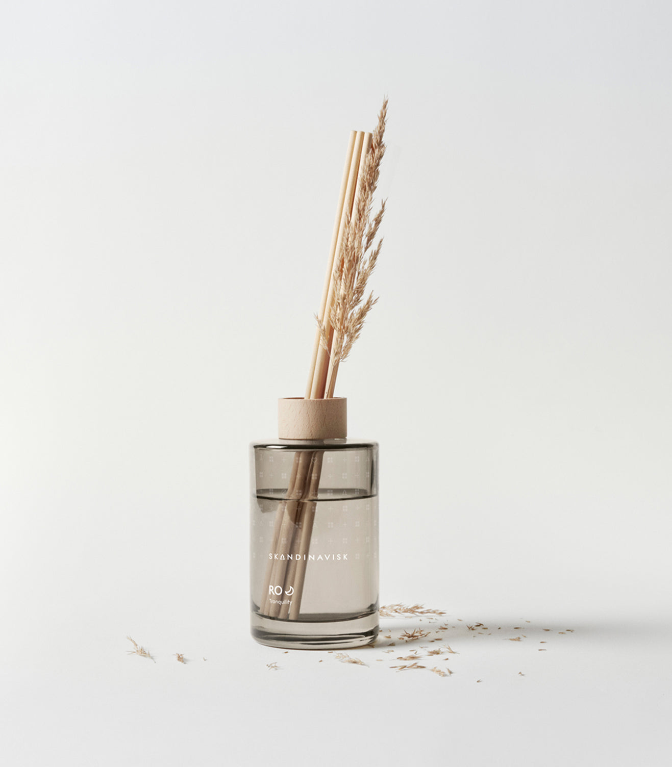 Sustainable & price conscious refill for RO scent diffuser of organic vegan room fragrance with 8 sticks in plastic bottle for the best in Nordic home style from Skandinavisk