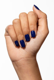 Nail polish : 108