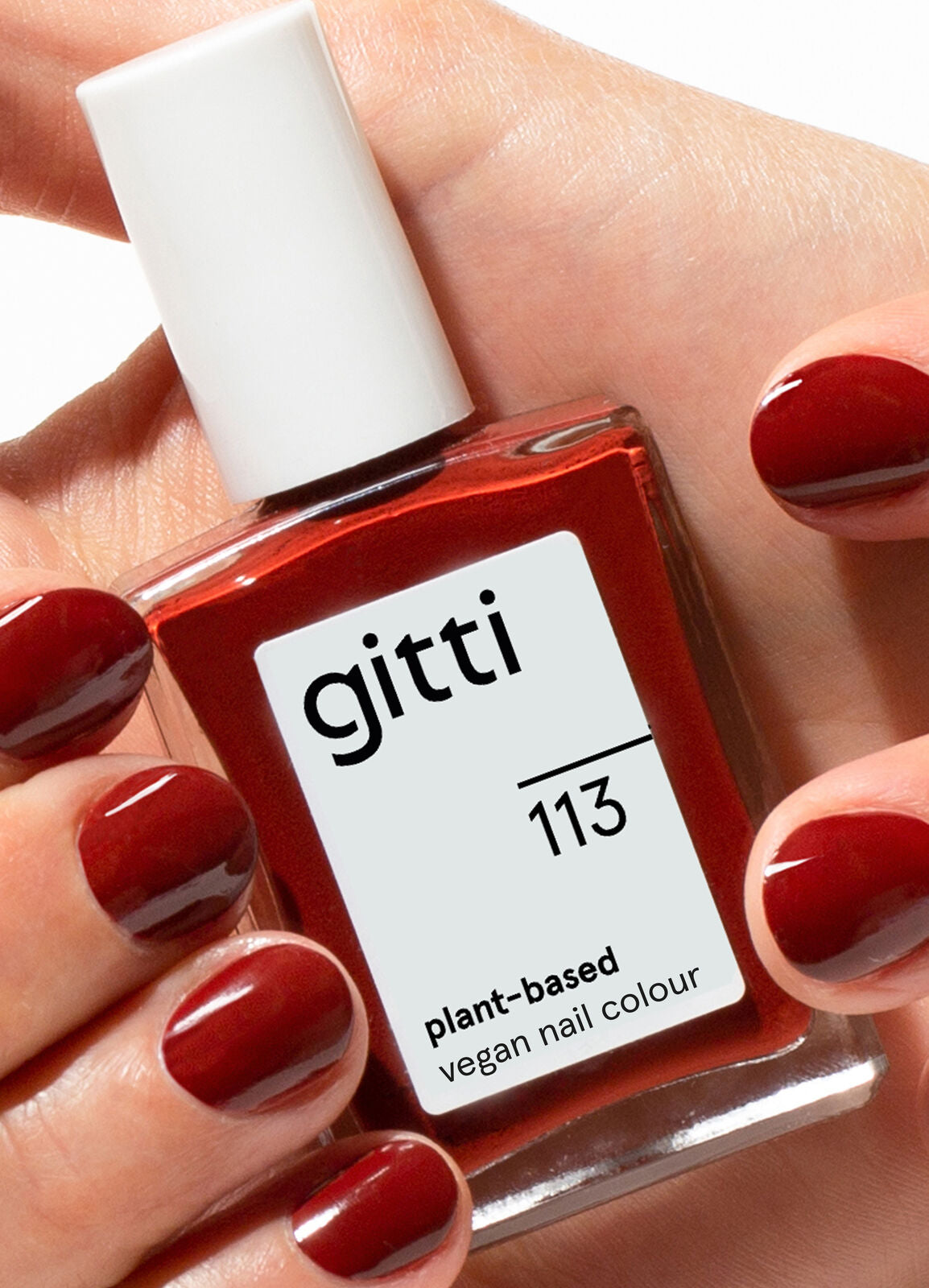 Nail polish : 113
