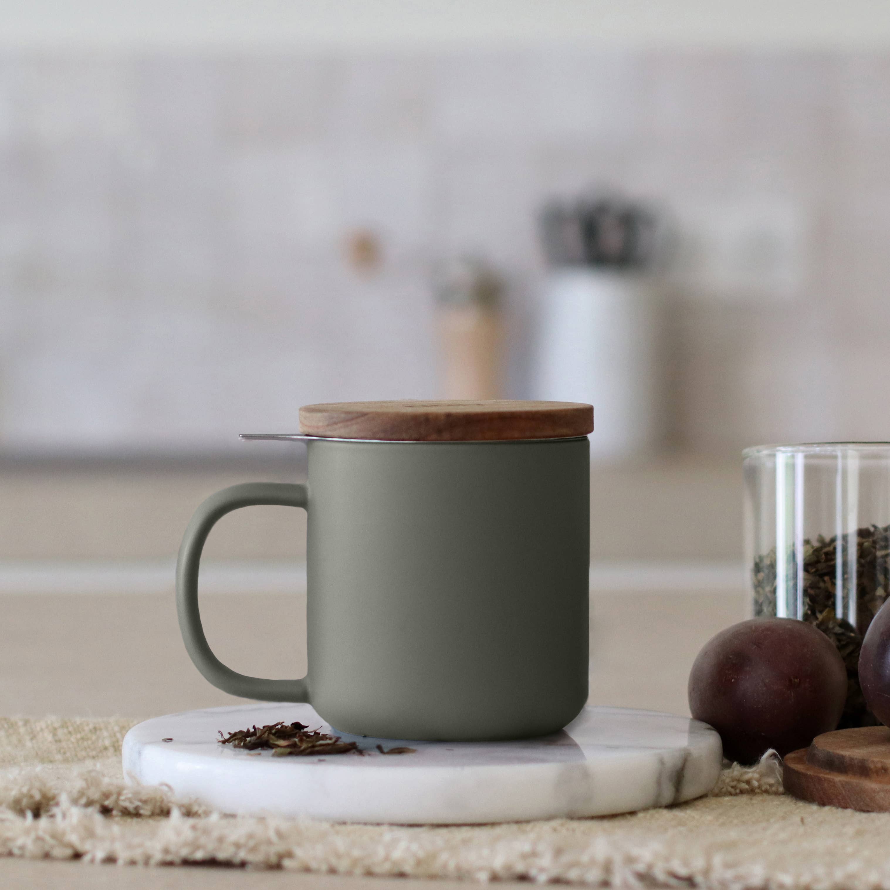 Sandstone tea infuser mug : Nordic green