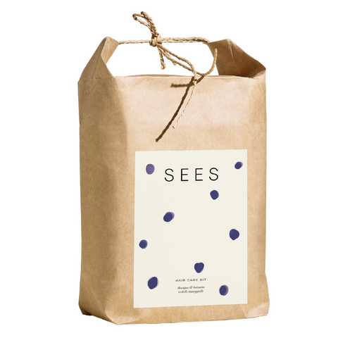 Sustainable and biodegradeable hair shampoo & conditioner in stylish rice bag packaging, for a great gift for the conscious consumer from Finland's natural beauty company SEES