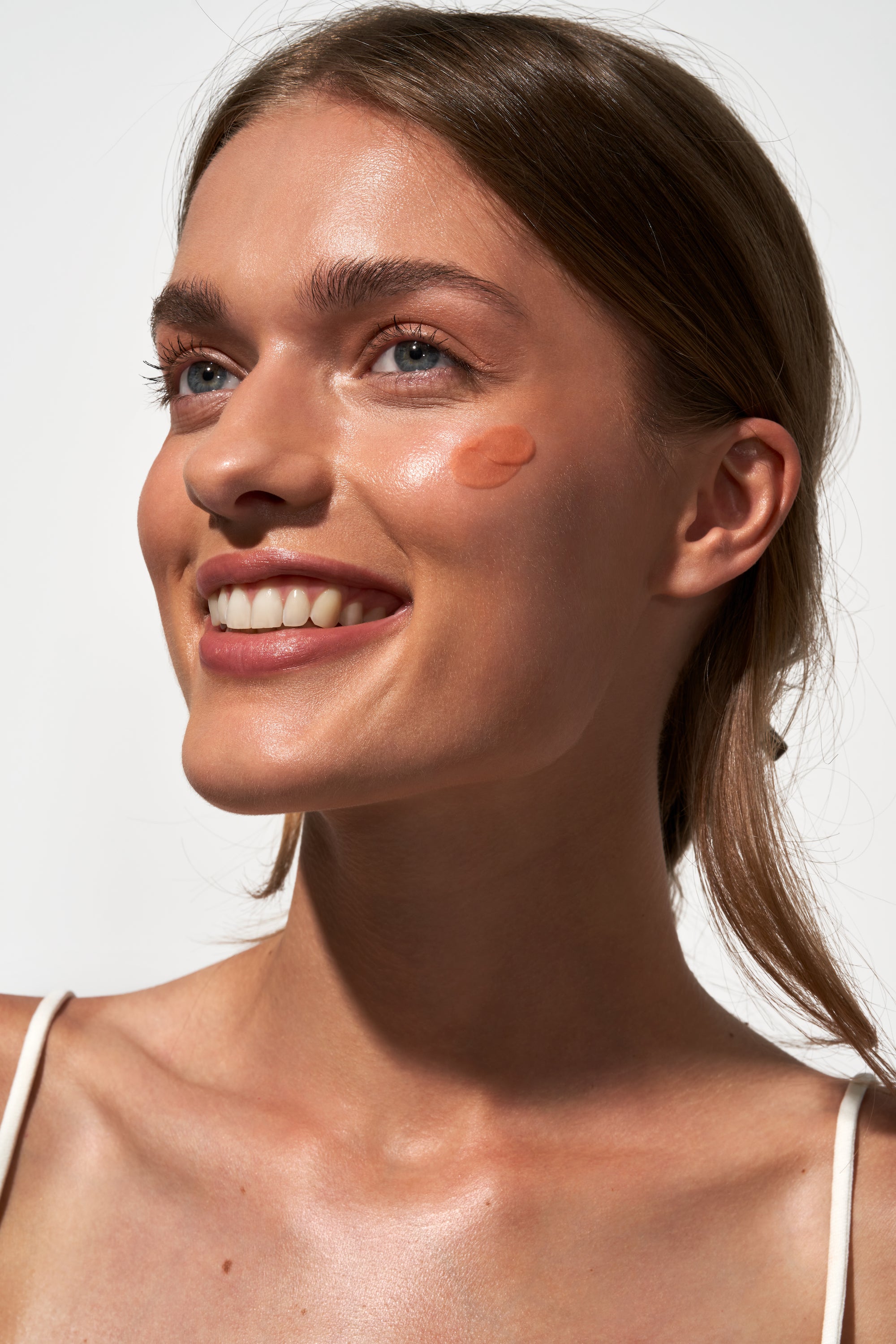 SUPERCHARGED_GLOW_FACIAL_SERUM_2.jpg