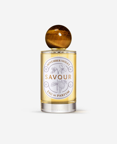 A powdery floral blend November Violet is a natural eau de parfum, all natural and vegan from Savour Sweden, with a pretty and elegant label and large amber stopper.