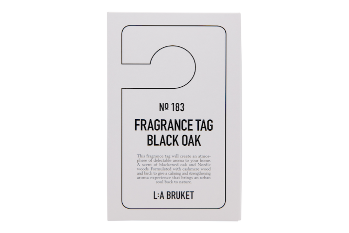 All natural, organic and vegan room scent on hanging tag with the woody scent of Black Oak from the best of Sweden's coastal home fragrance brand, L:A Bruket