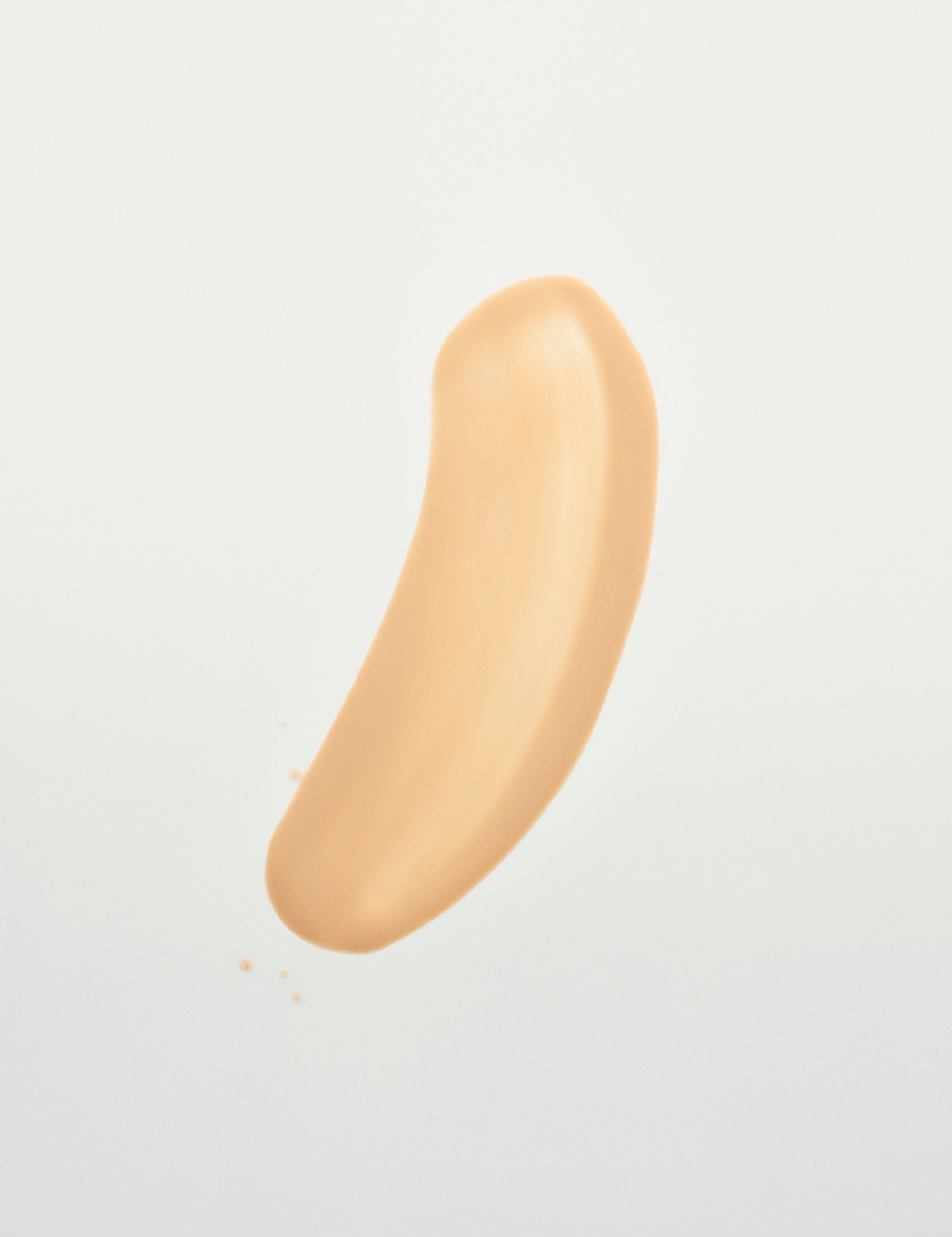 Tinted_Glow_Serum_Swatch_Light.jpg
