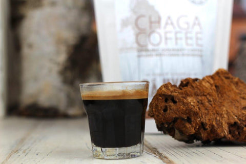 enjoy a cup of organic filter ground health boosting coffee with low acid and adaptogenic chaga mushroom from Rå Hygge
