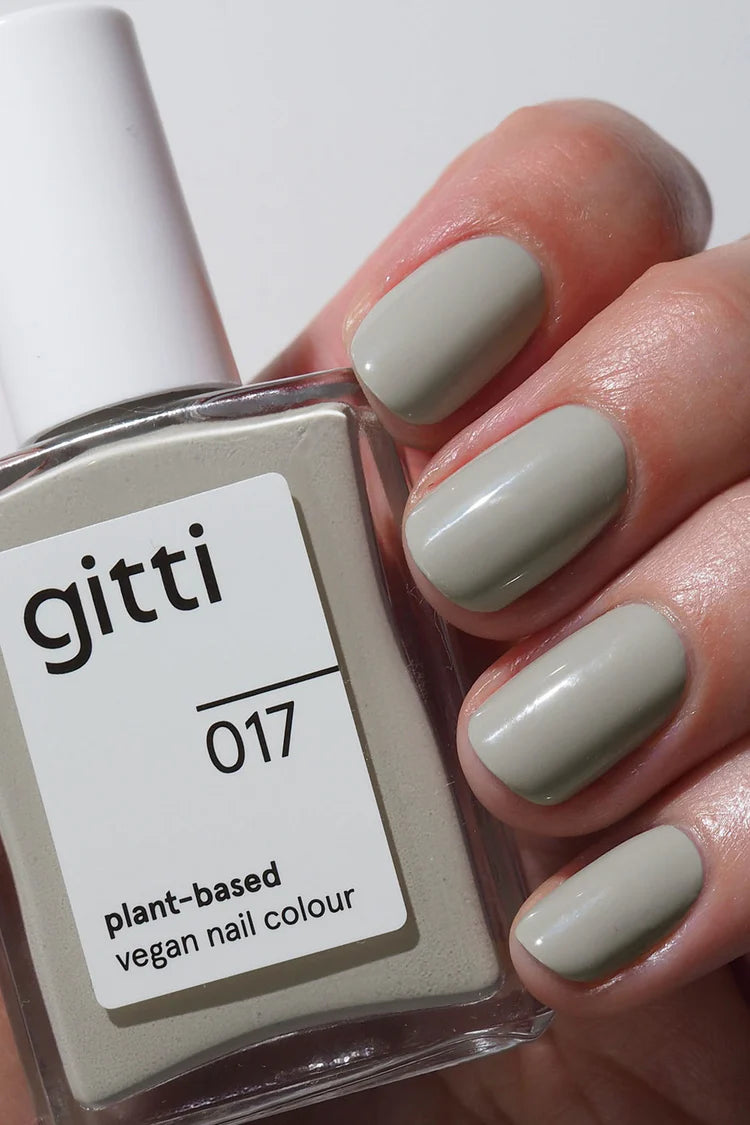 Nail polish : 017