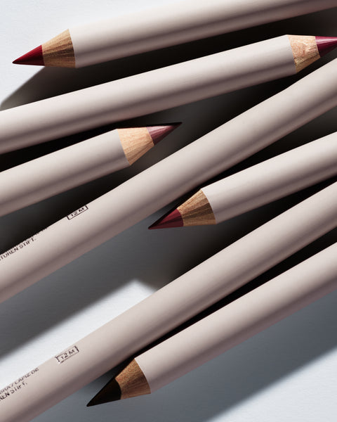 Add to your wish list these wearable shades of all natural and organic eye & lip definer for all skin tones in sustainable packaging from Swedish make up brand Manasi7