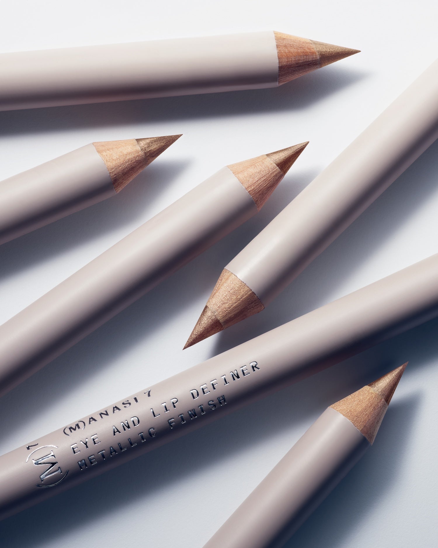 manasi-7-eye-and-lip-definer-citrino-006.jpg
