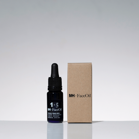 mh Facial oil with carefully blended organic plant oils